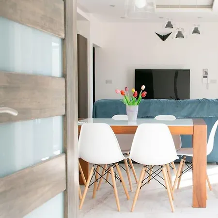 Sea View Penthouse *